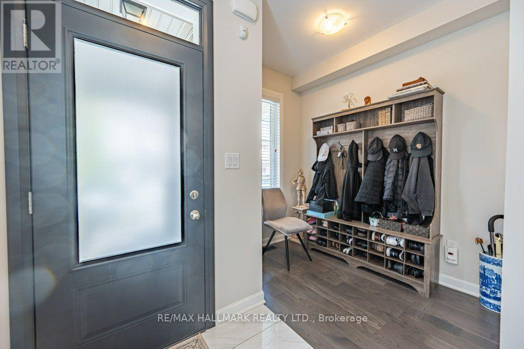 29 Ness Drive, Richmond Hill, ON