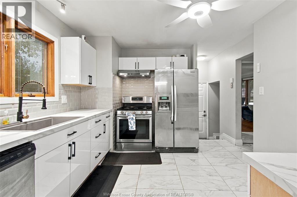 2547 Rivard Avenue, Windsor, ON