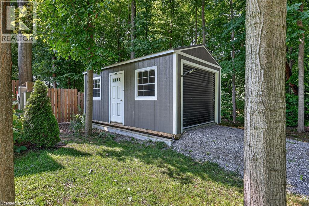 729 6Th Concession Rd Enr, Cultus, ON