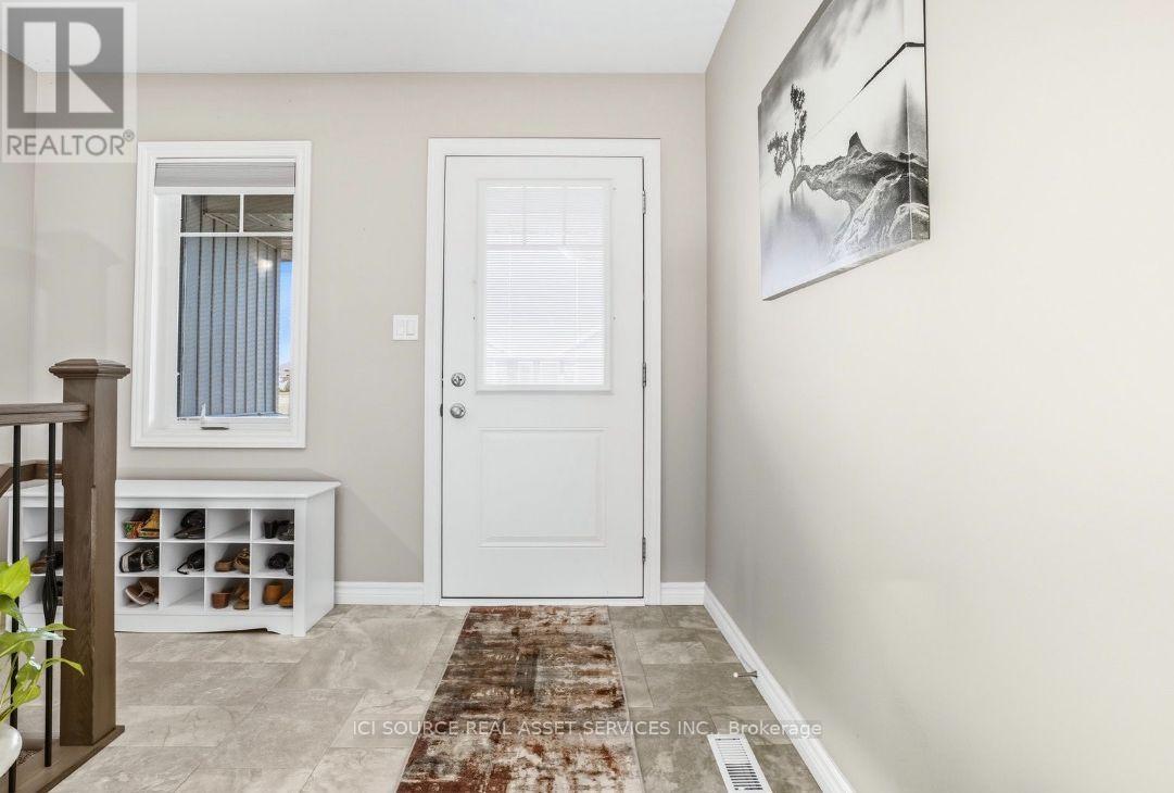 5 Mavis Way, Belleville, ON