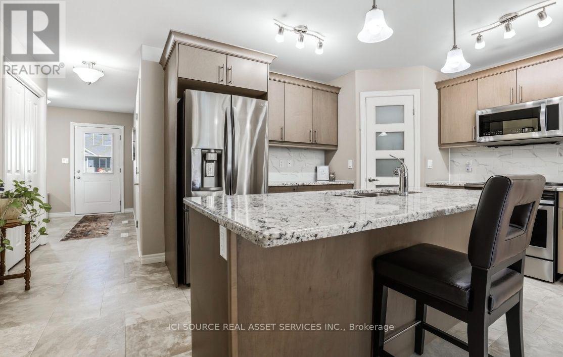 5 Mavis Way, Belleville, ON