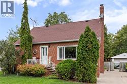 170 FORT Amherstburg, ON N9V 1B8