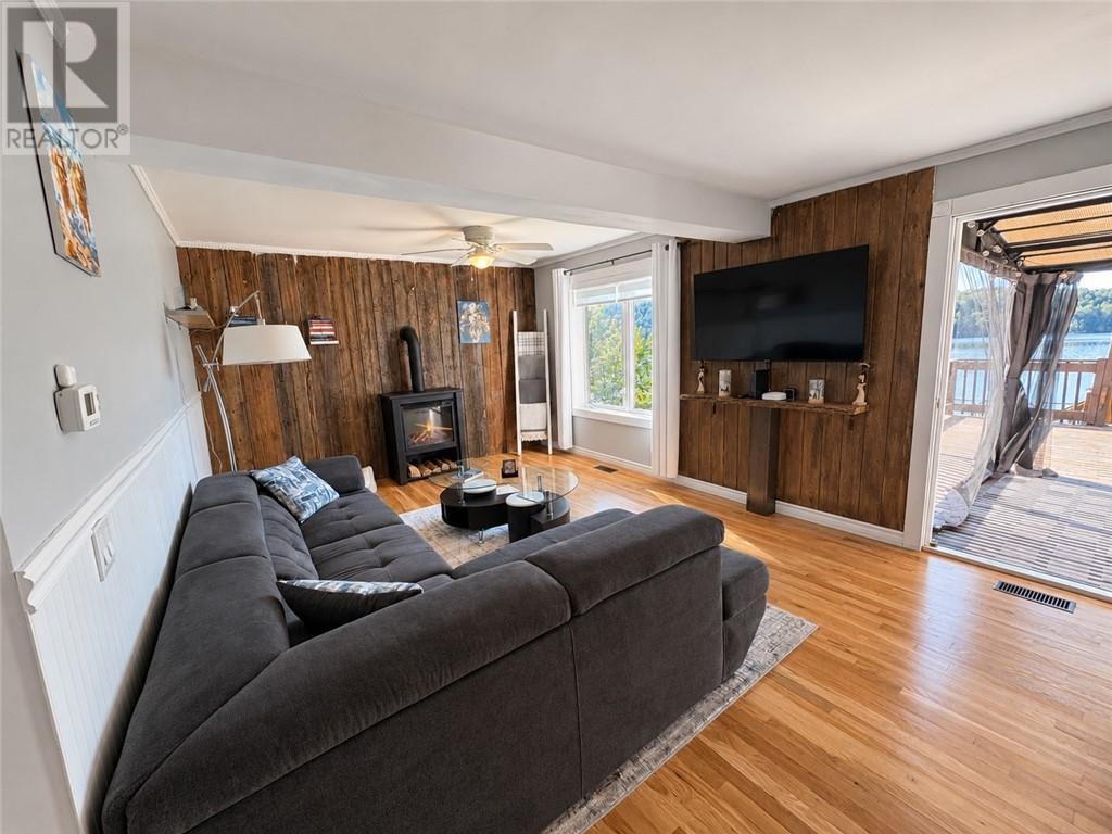 231 Simon Lake Drive, Greater Sudbury, ON