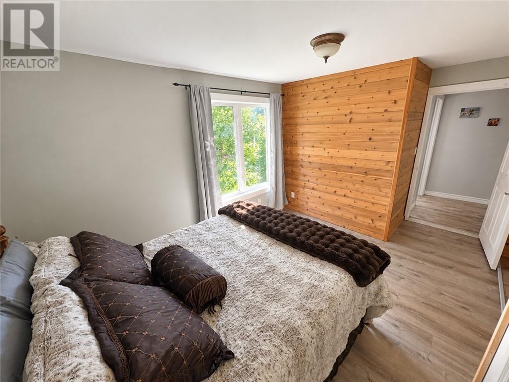 231 Simon Lake Drive, Greater Sudbury, ON