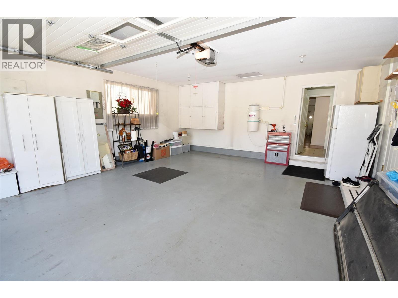 Double garage - 5309 21 Street, Vernon, BC