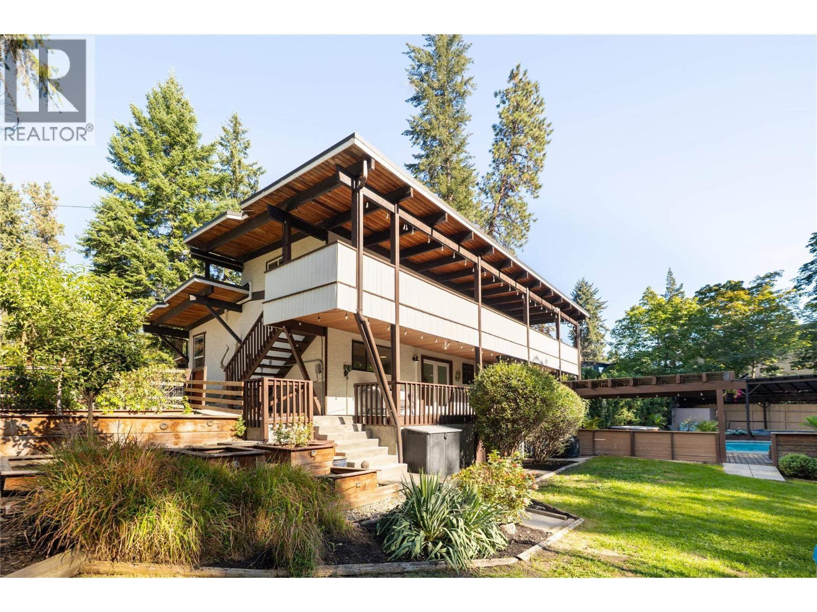2475 Dunsmuir Road, Kelowna, BC