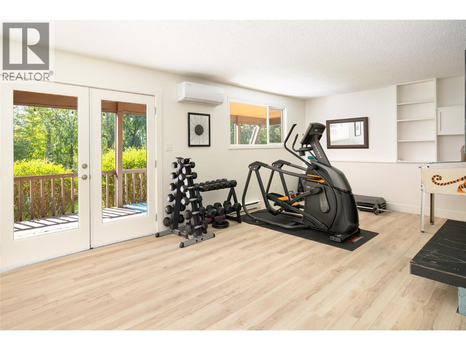 2475 Dunsmuir Road, Kelowna, BC