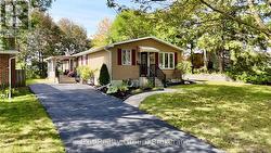 120 PROSPECT HILL Quinte West (Trenton Ward), ON K8V 2V3