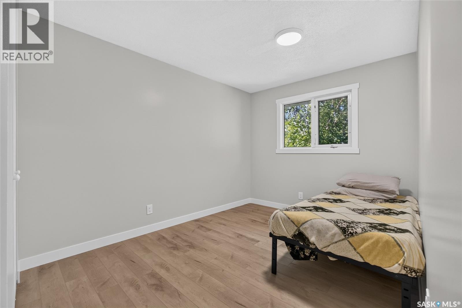 1944 Dewdney Avenue, Regina, SK