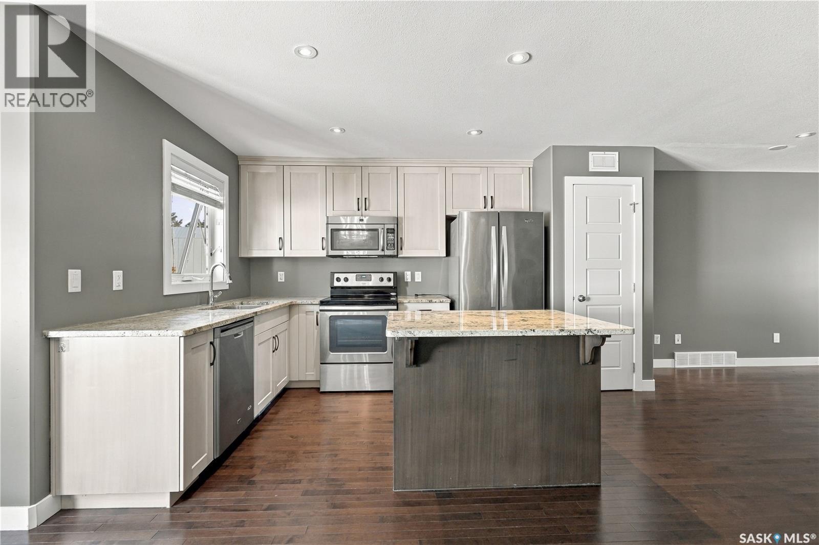 1415 Hunter Road, Saskatoon, SK