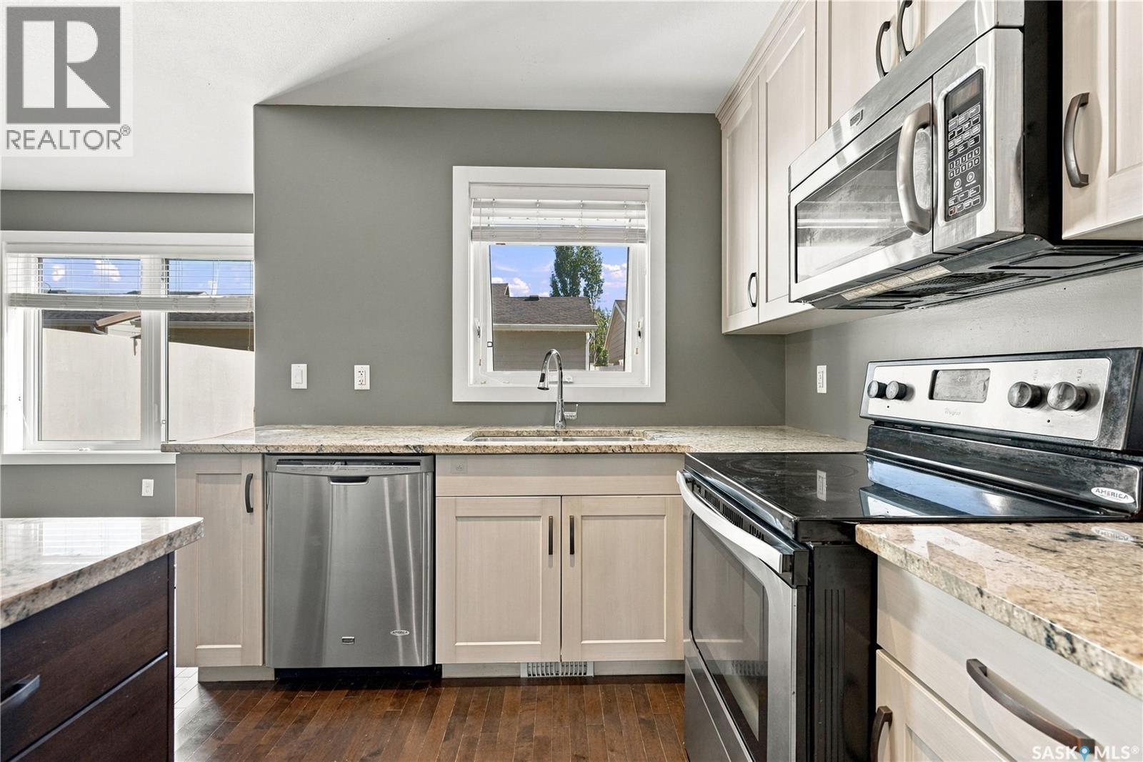 1415 Hunter Road, Saskatoon, SK