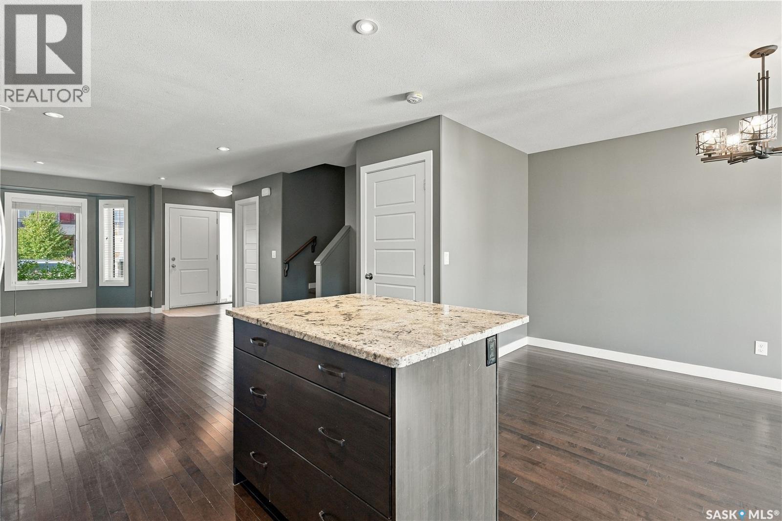 1415 Hunter Road, Saskatoon, SK