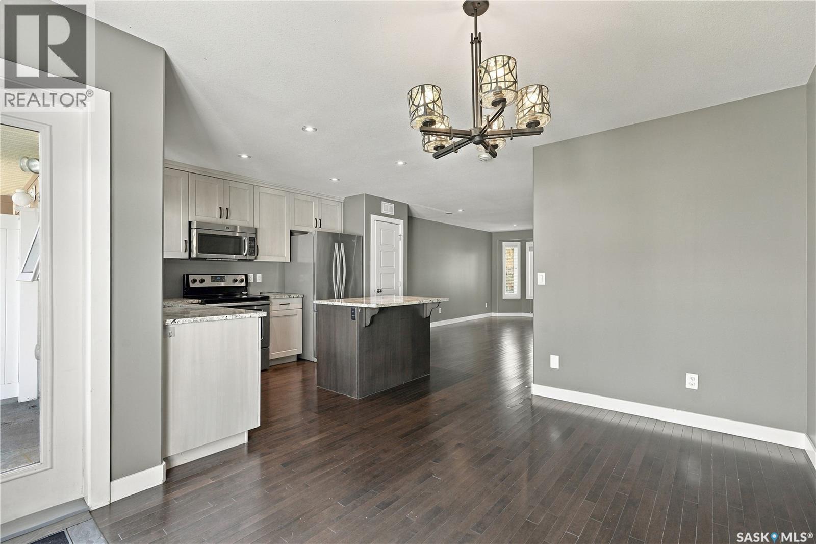 1415 Hunter Road, Saskatoon, SK