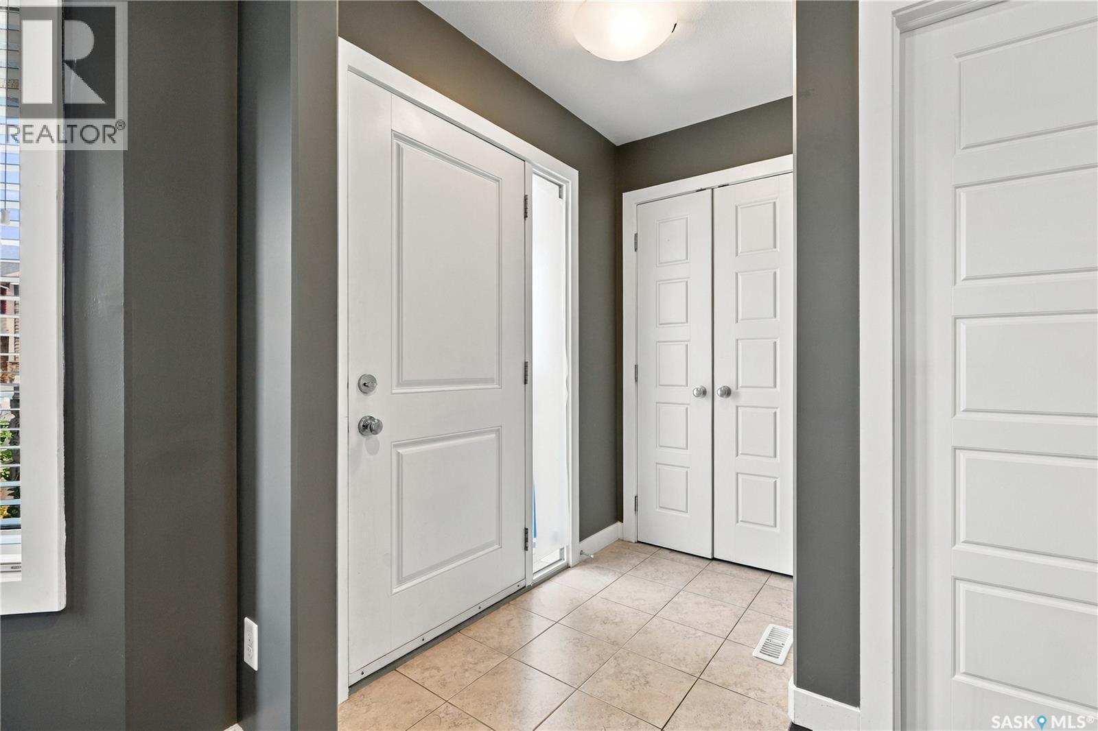 1415 Hunter Road, Saskatoon, SK