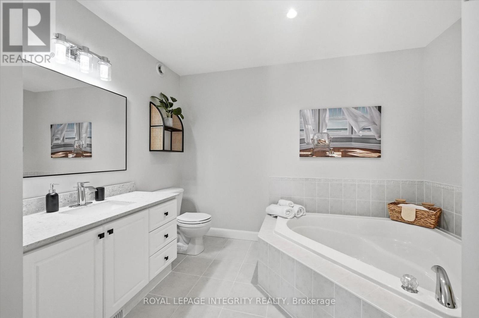 36 Frontenac Boulevard, Russell, ON