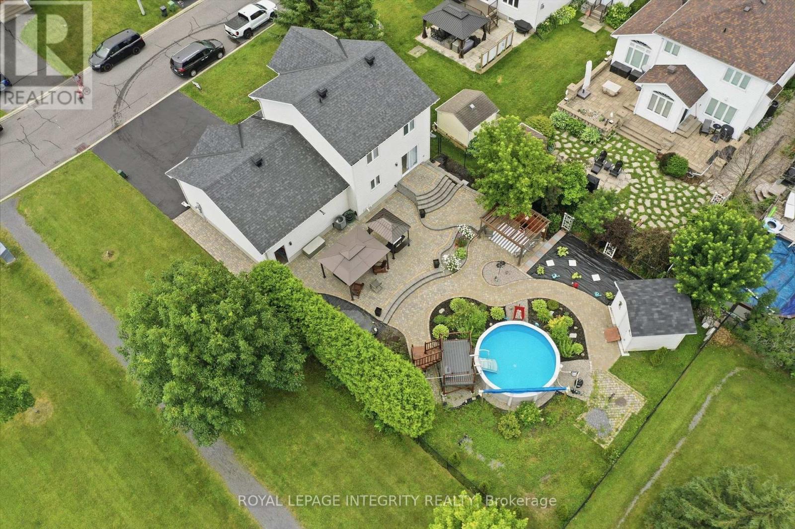 36 Frontenac Boulevard, Russell, ON
