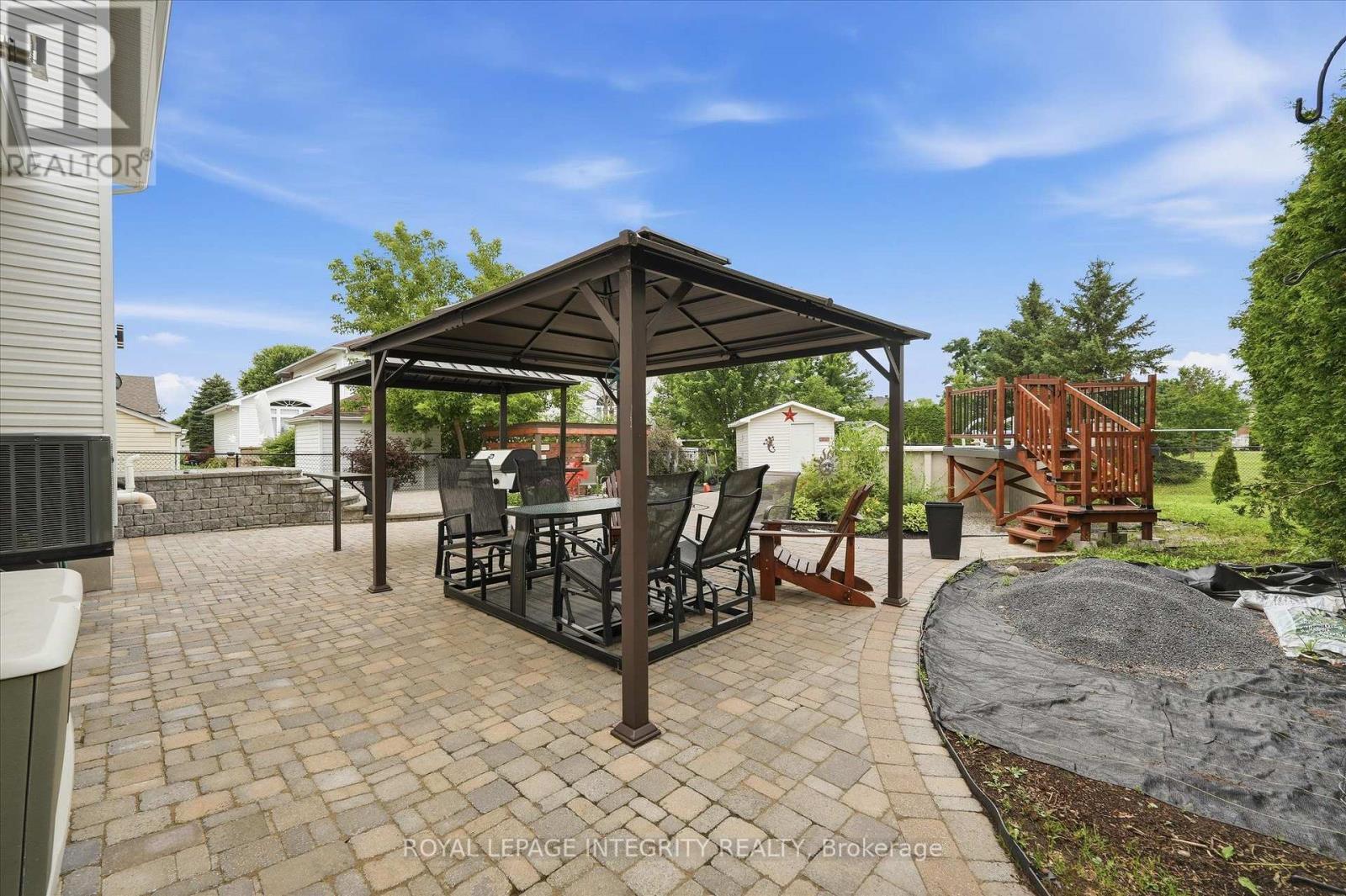 36 Frontenac Boulevard, Russell, ON