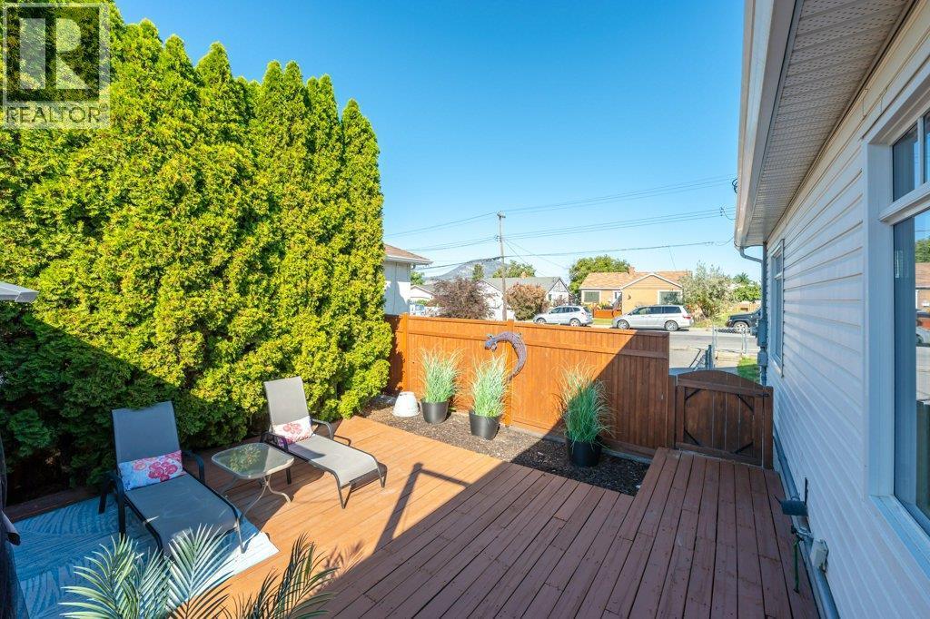 584 Edna Avenue, Penticton, BC