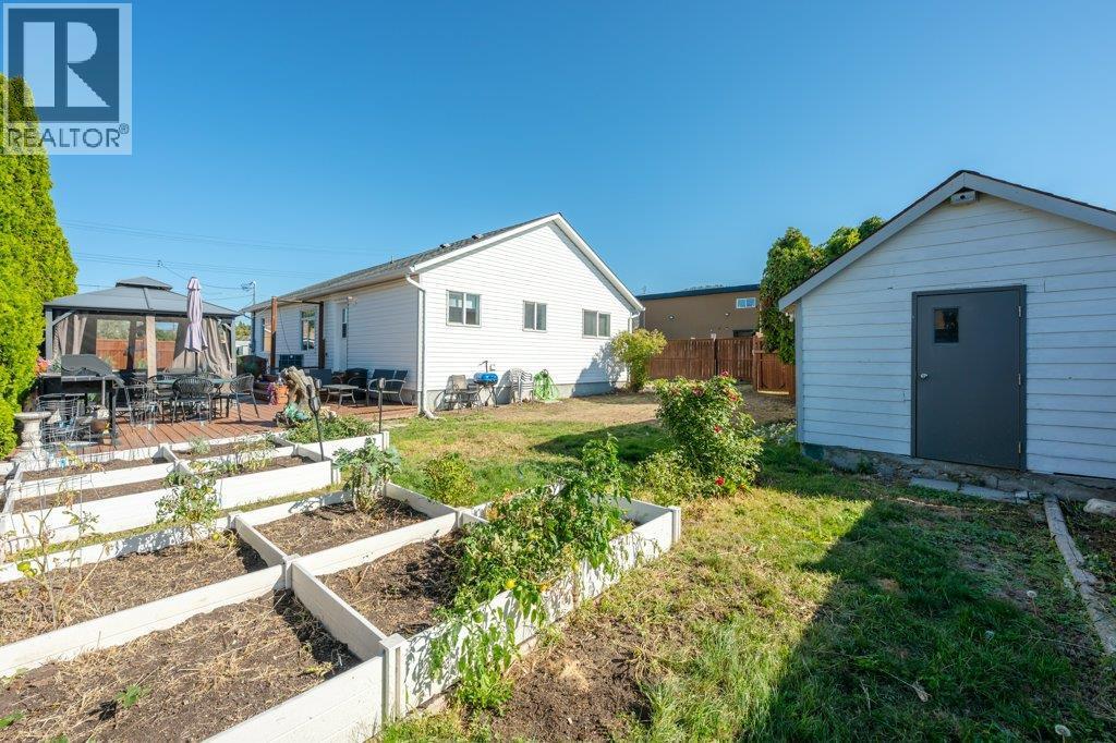 584 Edna Avenue, Penticton, BC