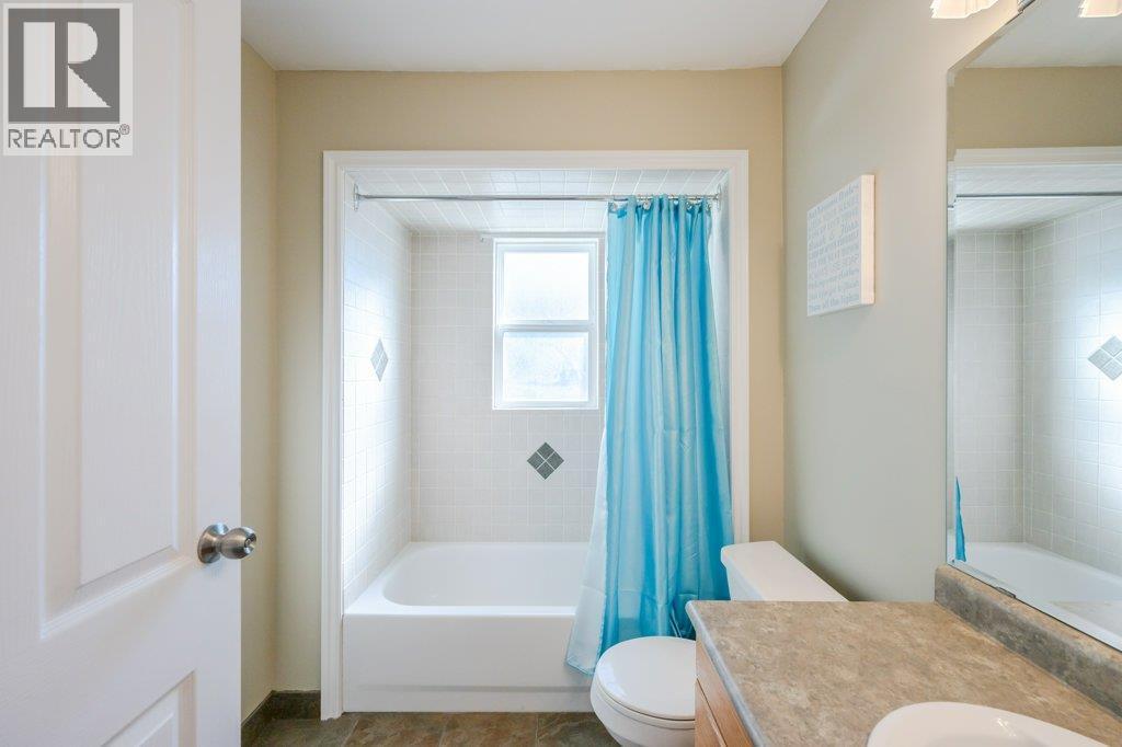 584 Edna Avenue, Penticton, BC