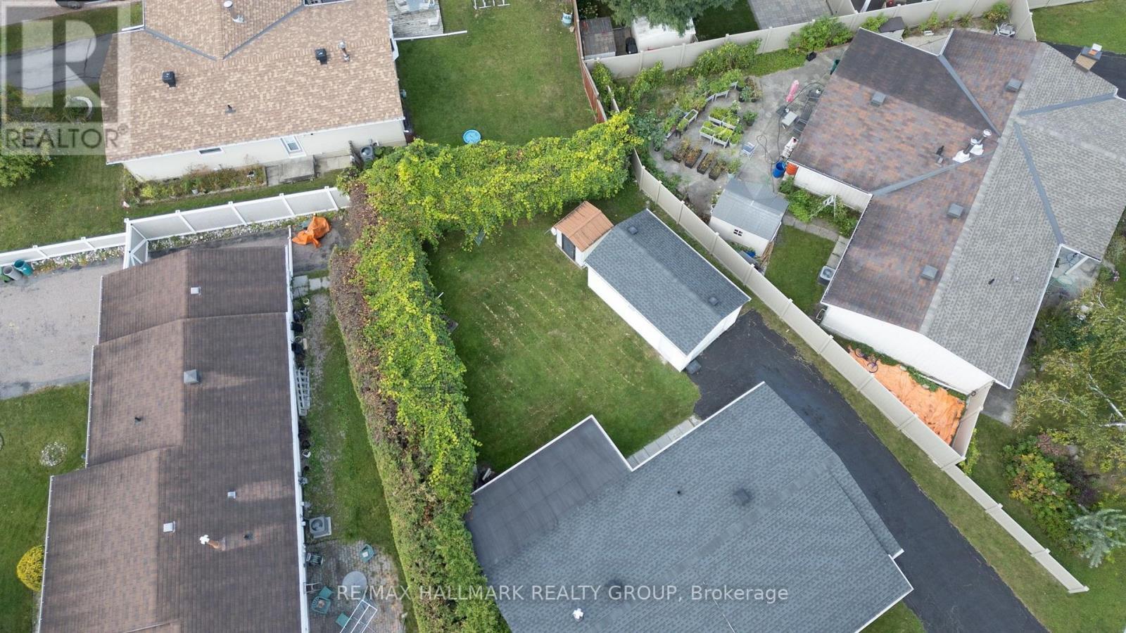 2376 Blackstone Crescent, Ottawa, ON