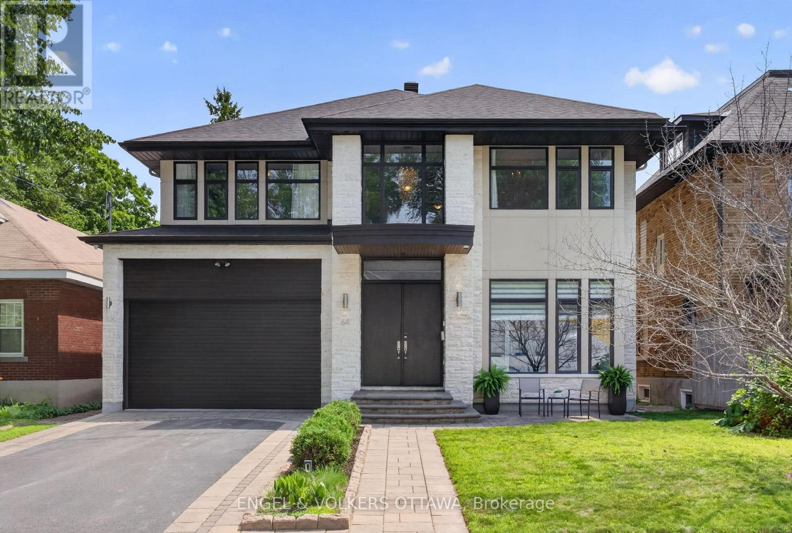 64 Helena Street, Ottawa, ON