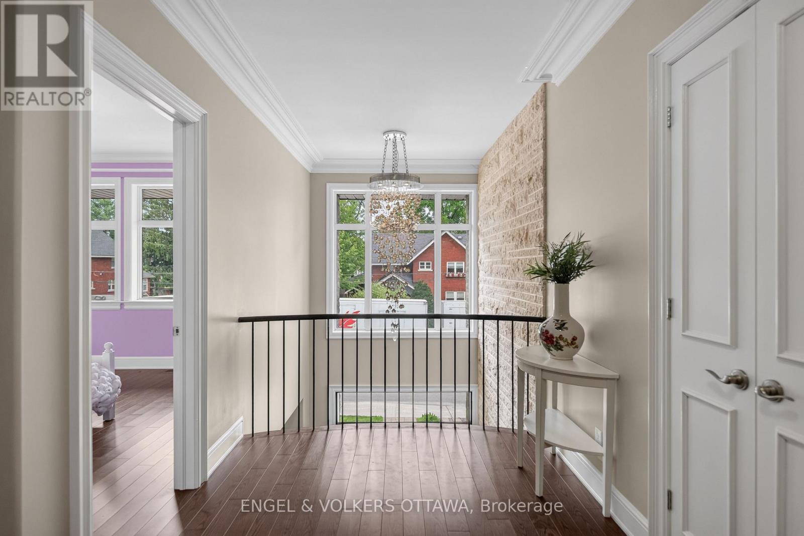 64 Helena Street, Ottawa, ON