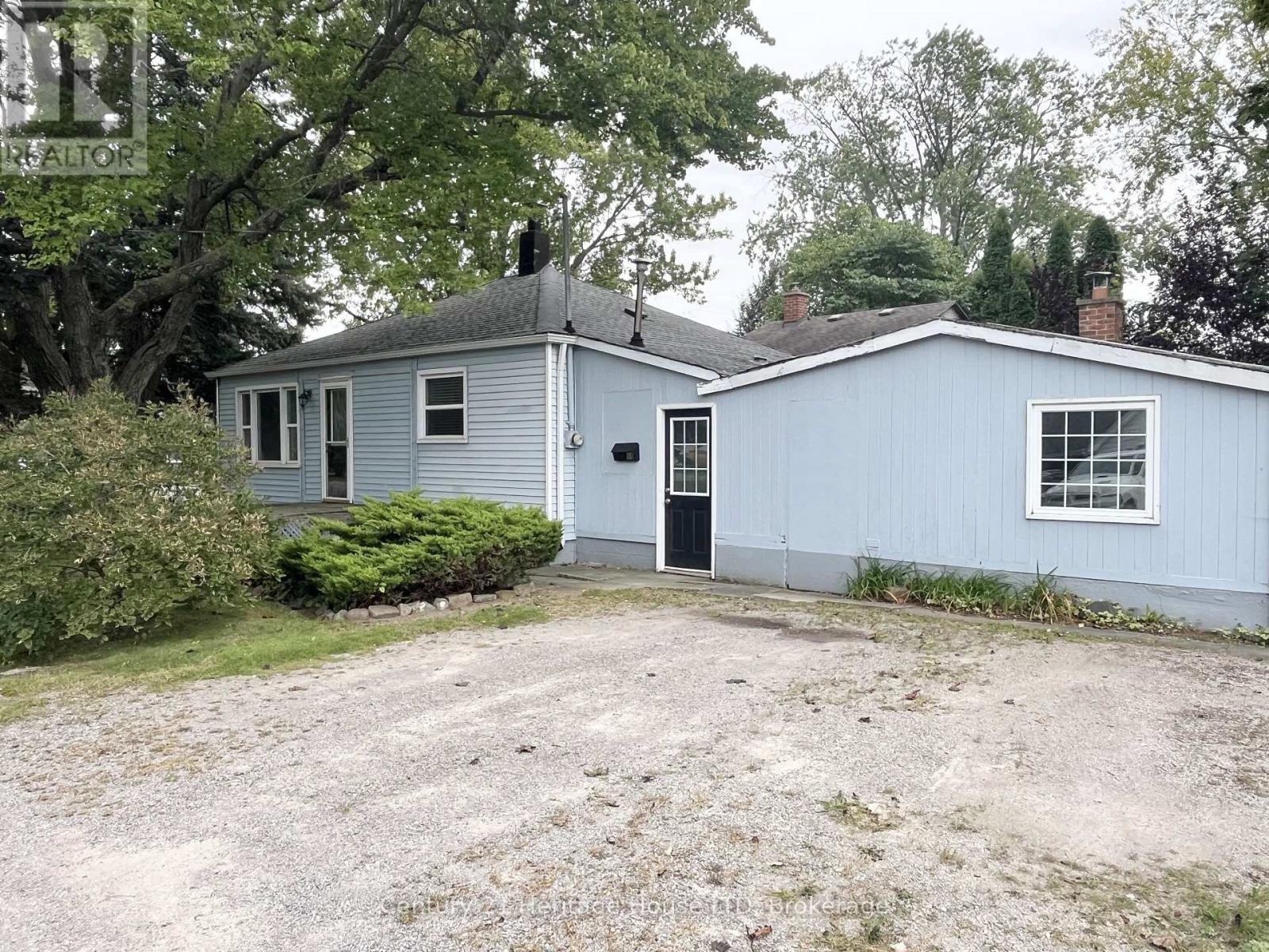 60 Watkins Street, St. Catharines (Port Weller), ON
