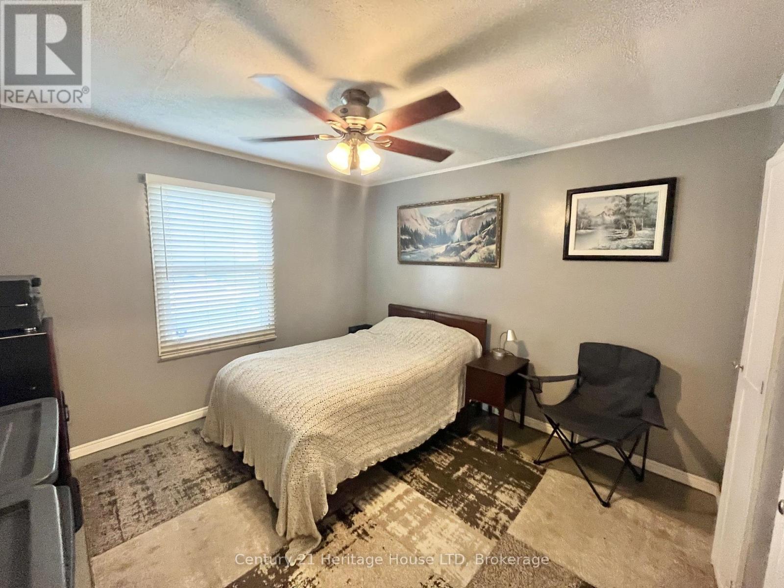60 Watkins Street, St. Catharines (Port Weller), ON