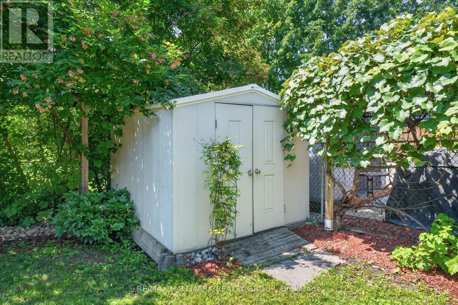 385 Princess Louise Drive, Ottawa, ON