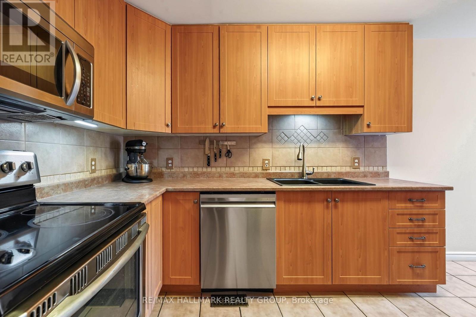 385 Princess Louise Drive, Ottawa, ON