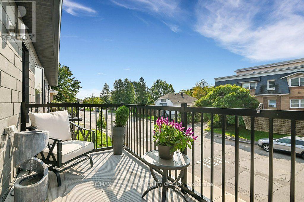 581 Queen Mary Street, Ottawa, ON