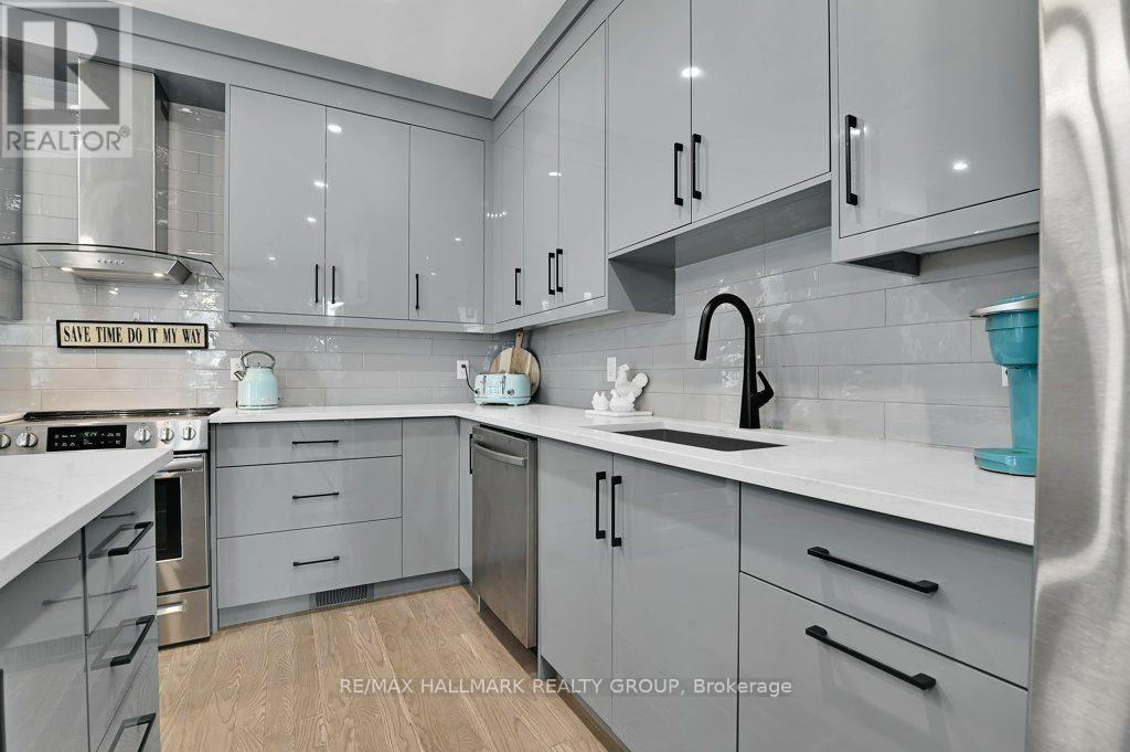 581 Queen Mary Street, Ottawa, ON