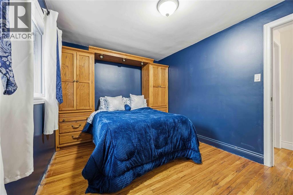 819 Elizabeth Avenue, Sarnia, ON