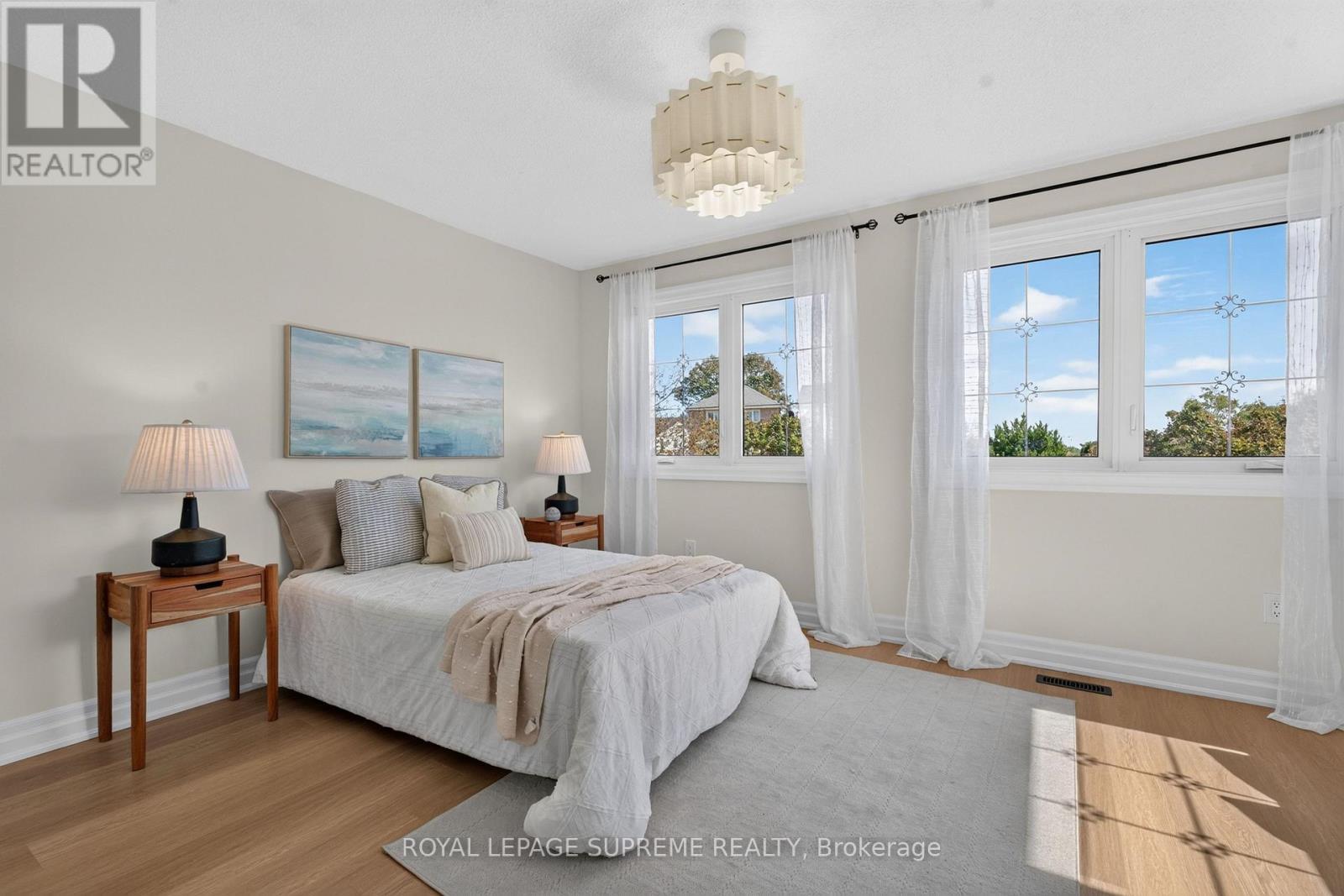 1967 Parkside Drive, Pickering, ON
