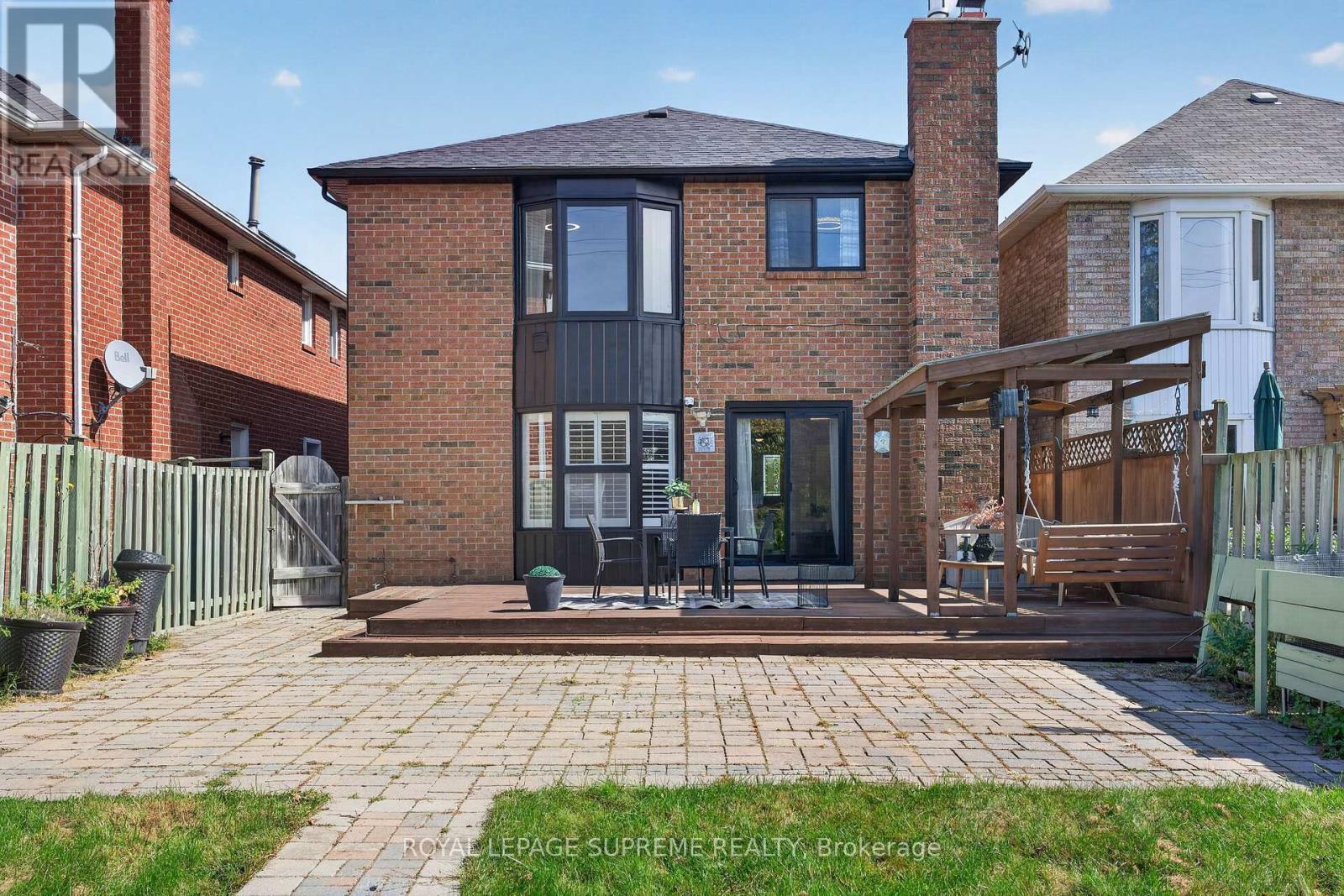 1967 Parkside Drive, Pickering, ON