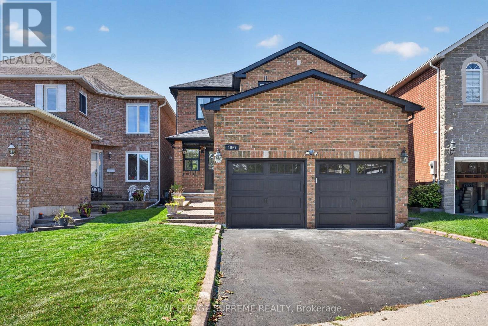 1967 Parkside Drive, Pickering, ON