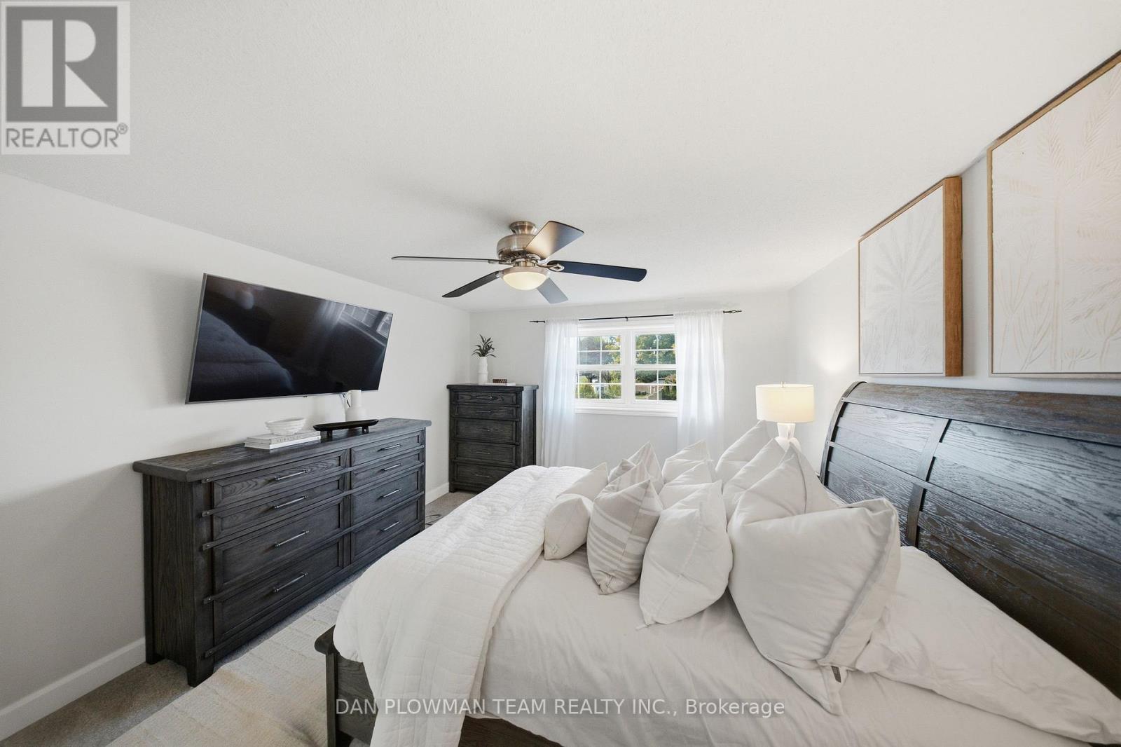 17 Rhonda Boulevard, Clarington, ON