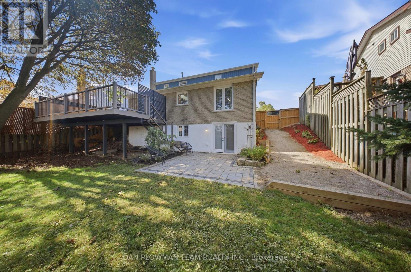 17 Rhonda Boulevard, Clarington, ON