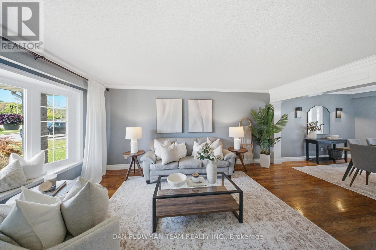 17 Rhonda Boulevard, Clarington, ON