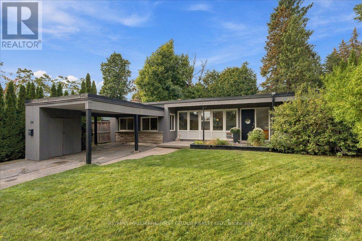 214 Winona Avenue, Oshawa, ON