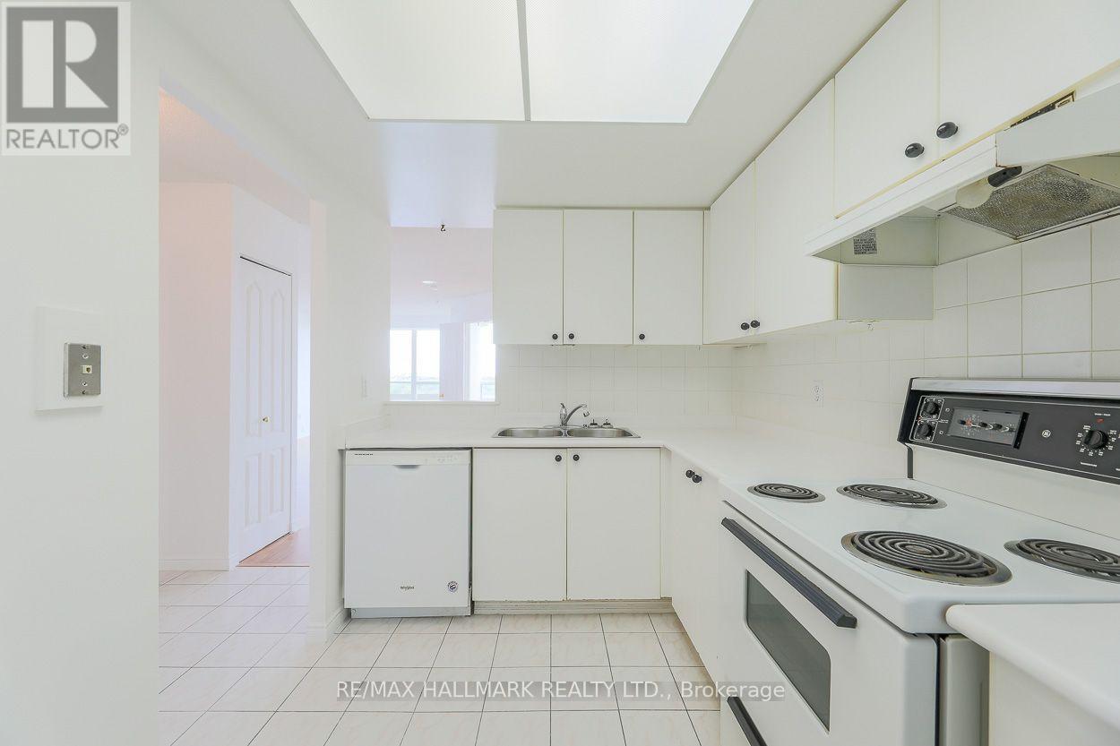 978 - 1 Greystone Walk Drive, Toronto, ON