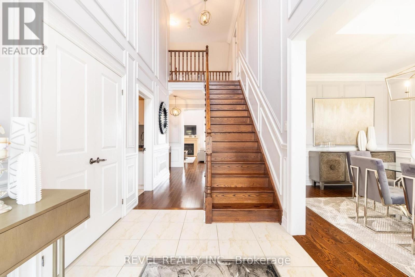 49 Victoria Street E, Innisfil, ON
