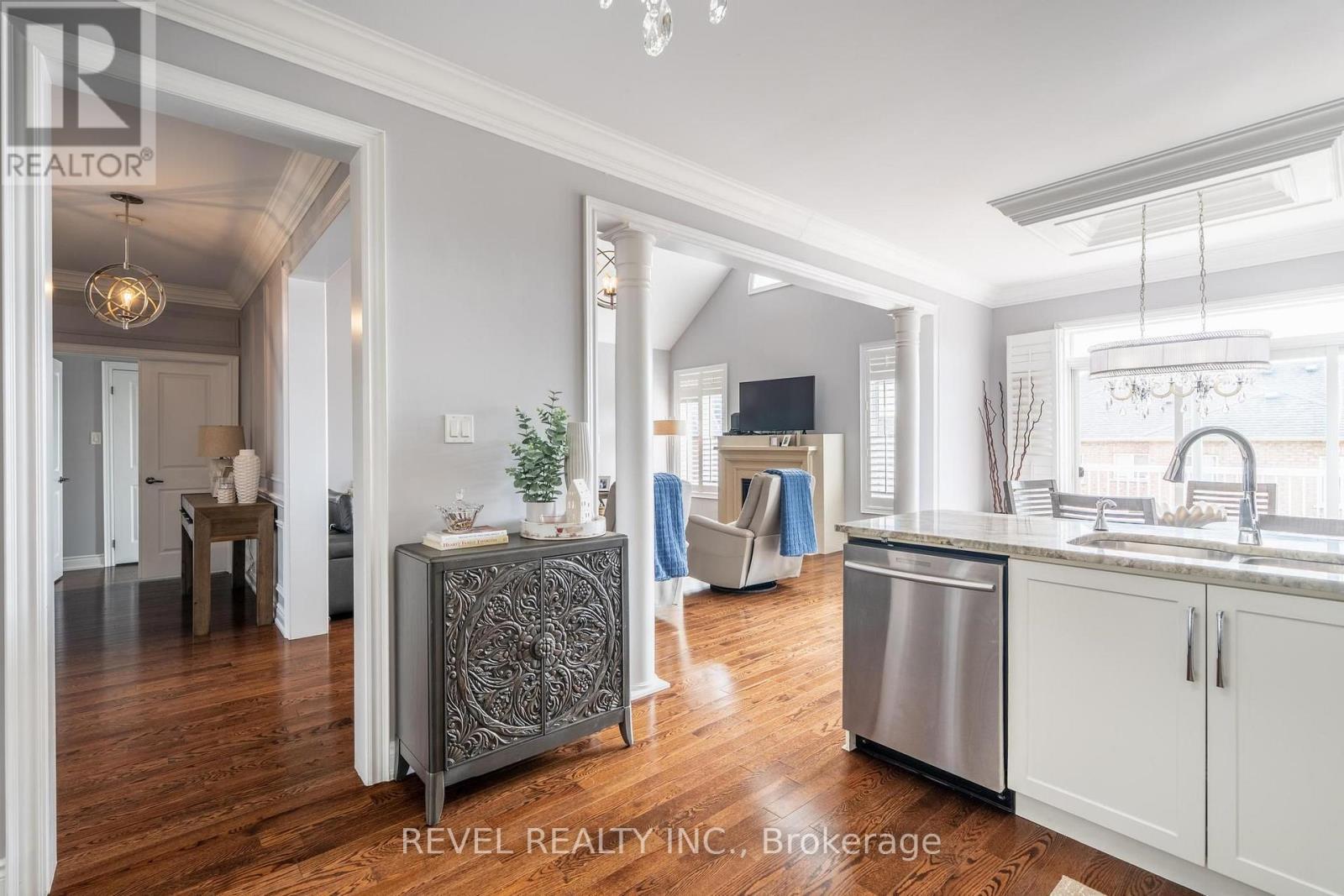 49 Victoria Street E, Innisfil, ON