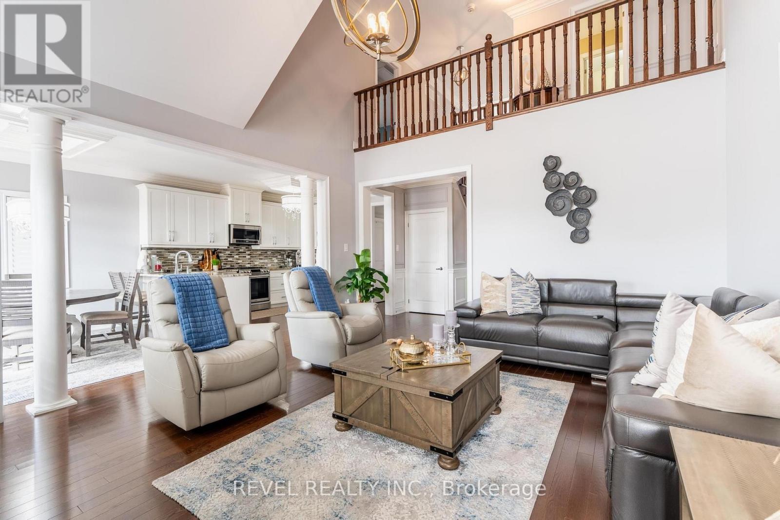 49 Victoria Street E, Innisfil, ON