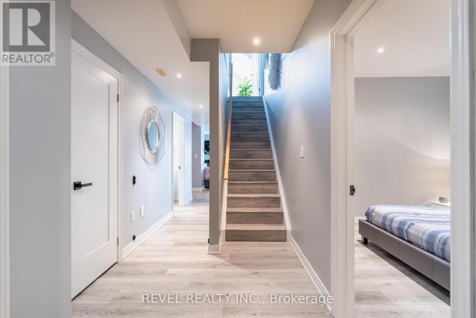 49 Victoria Street E, Innisfil, ON