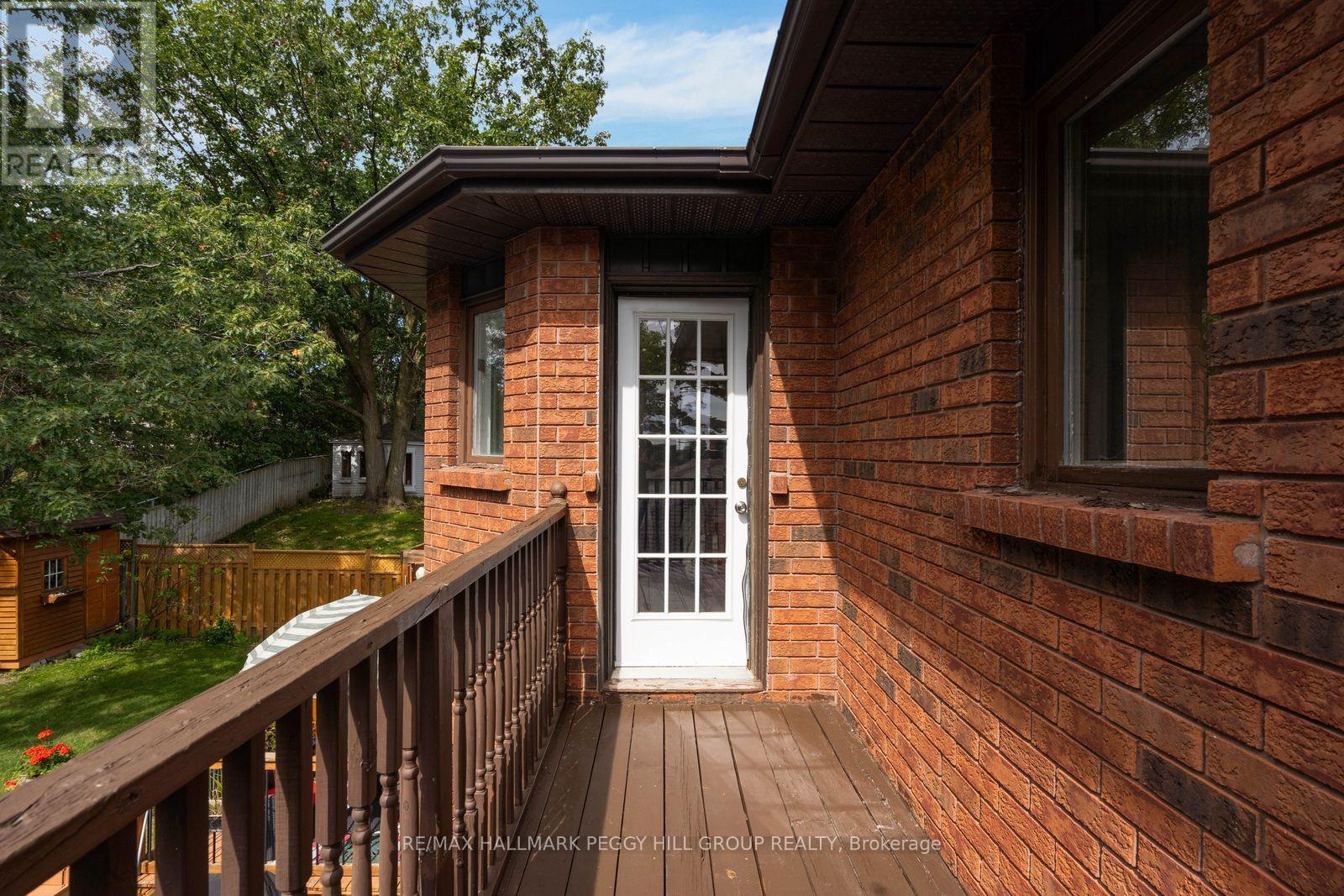 320 Leacock Drive, Barrie, ON
