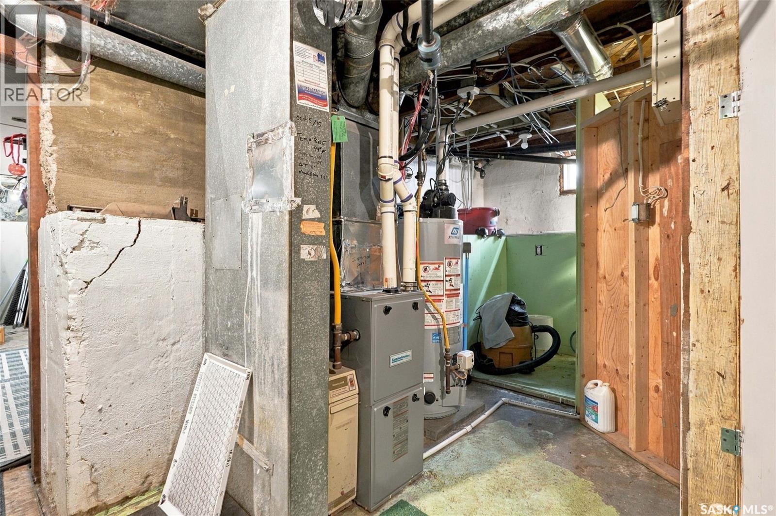 2210 20Th Street W, Saskatoon, SK