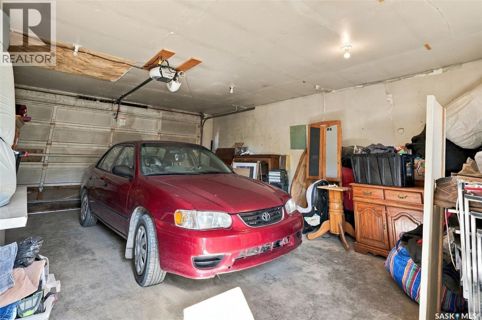 2210 20Th Street W, Saskatoon, SK