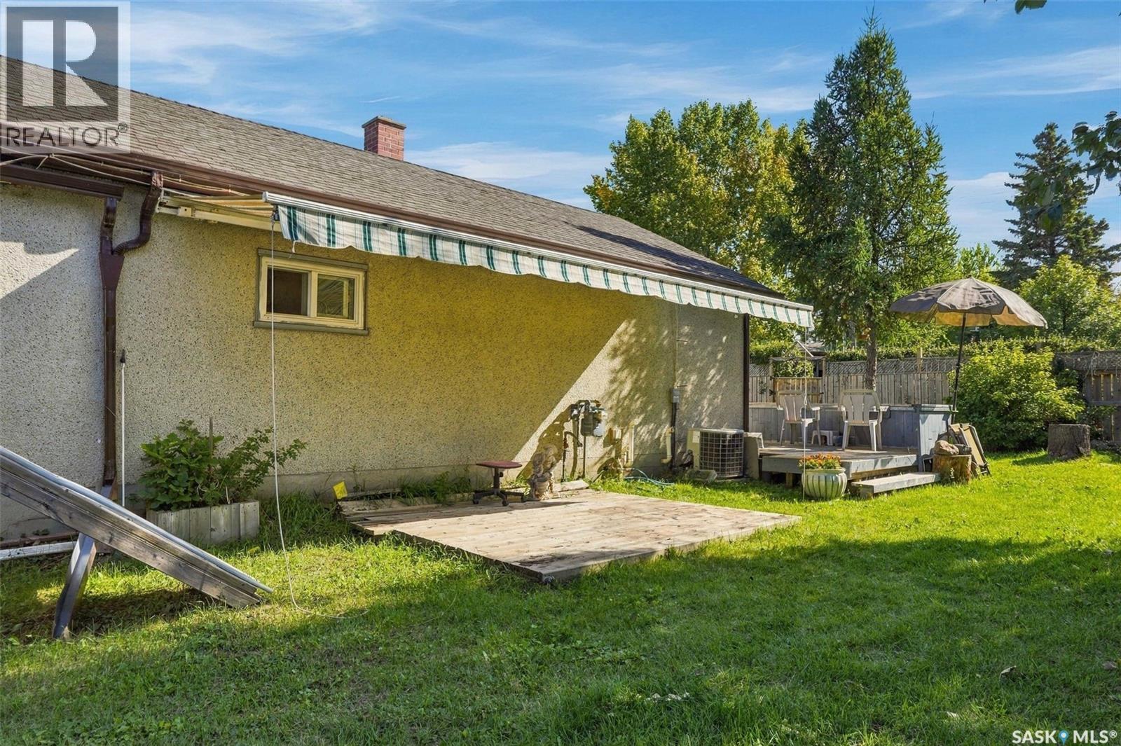 2210 20Th Street W, Saskatoon, SK